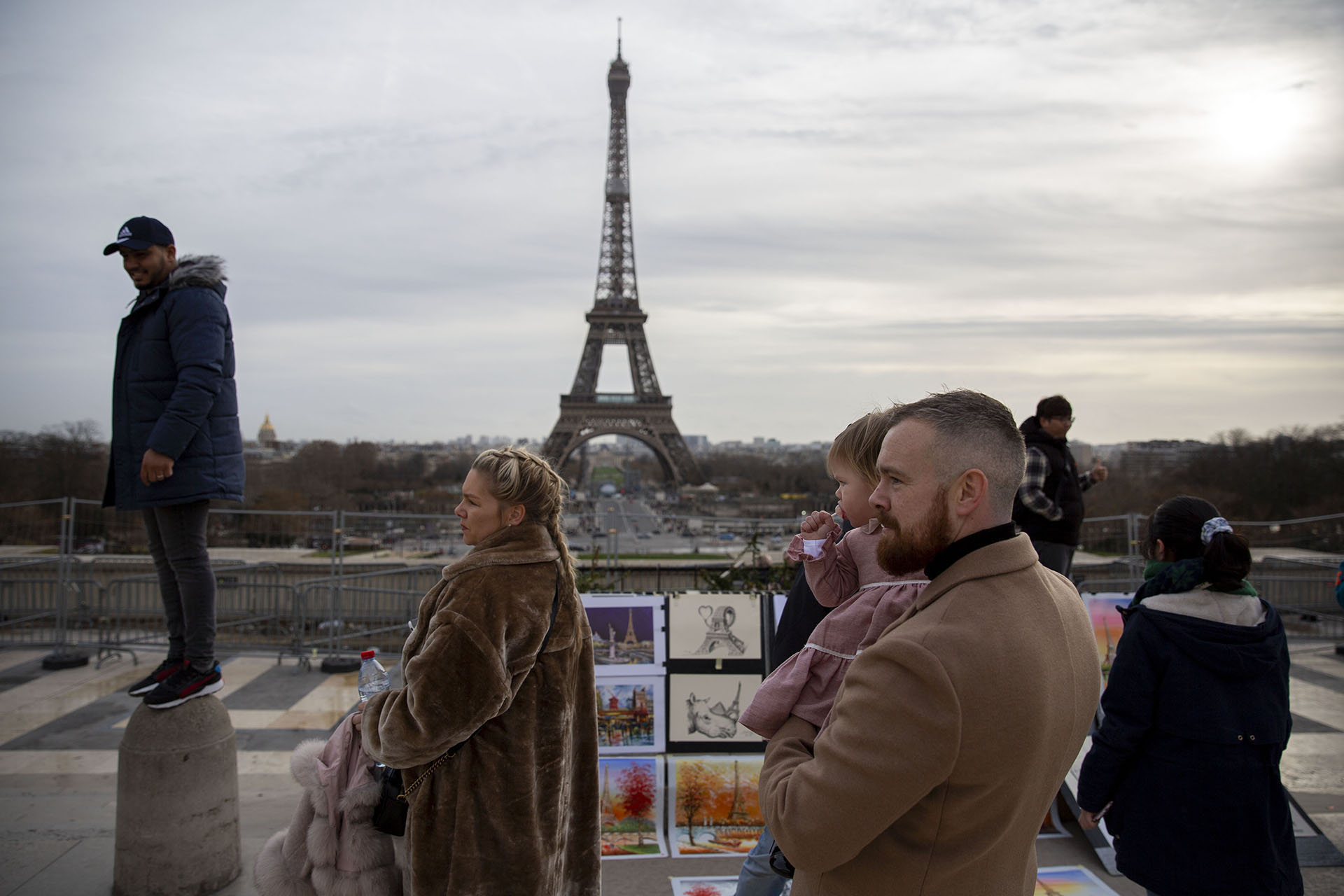 PARIS STREET STORIES