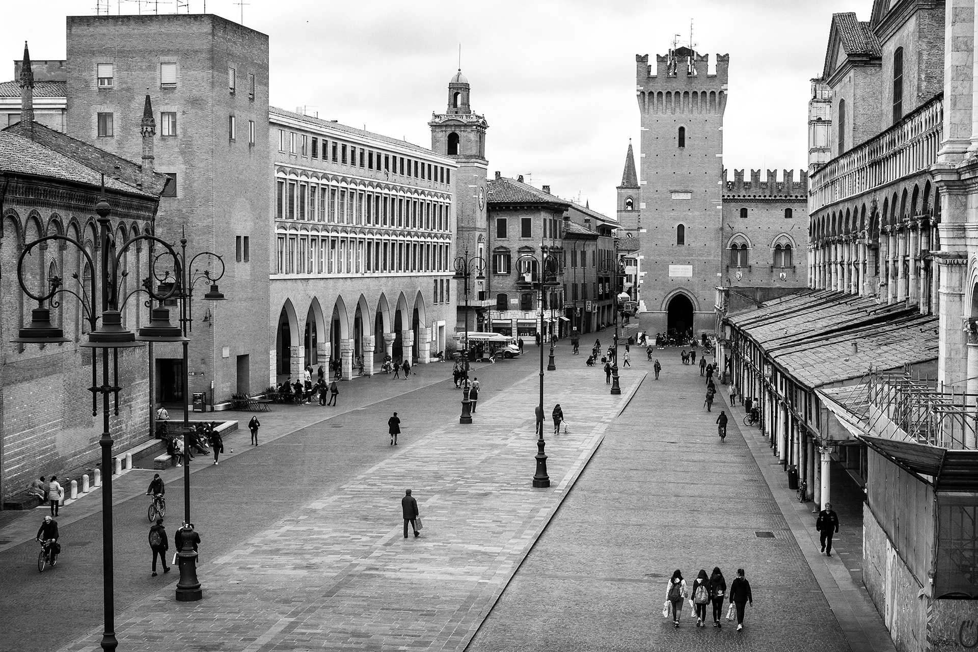 FERRARA BELLA